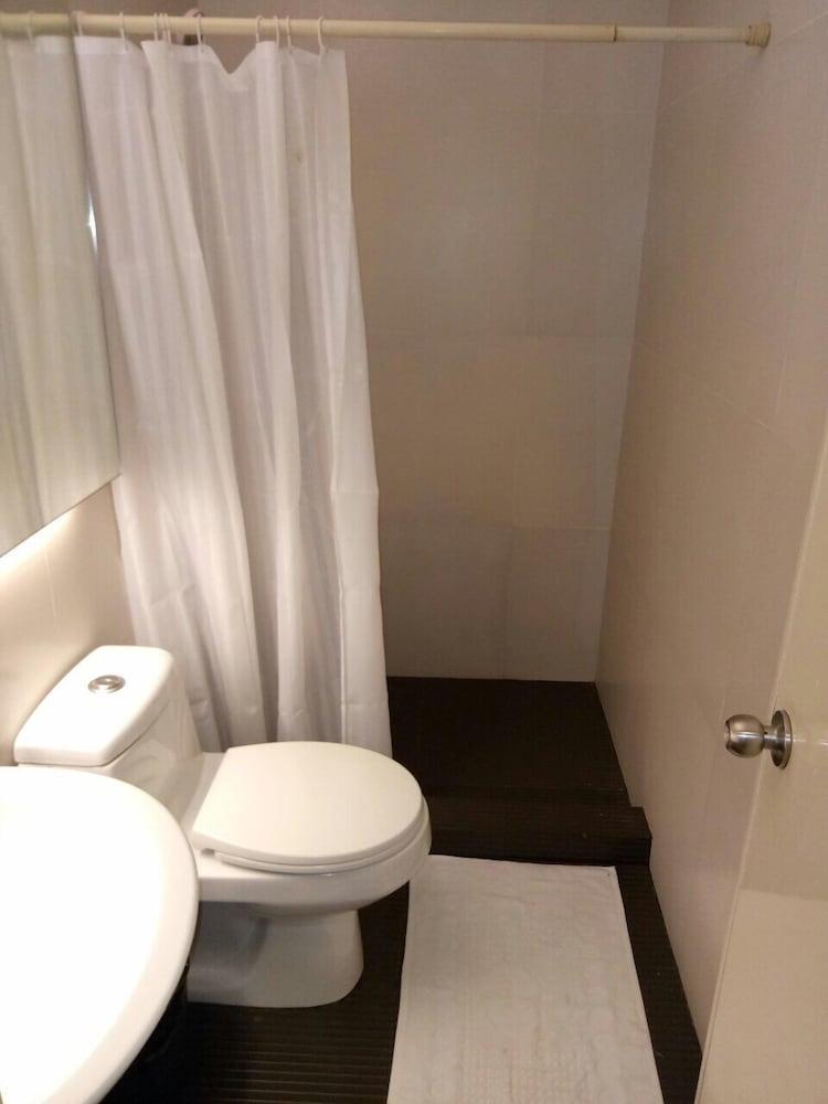 Dragonlink Suites Makati City Extérieur photo